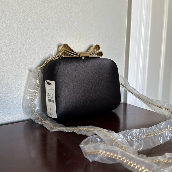 Talbots Handbags - Black Talbots bow purse